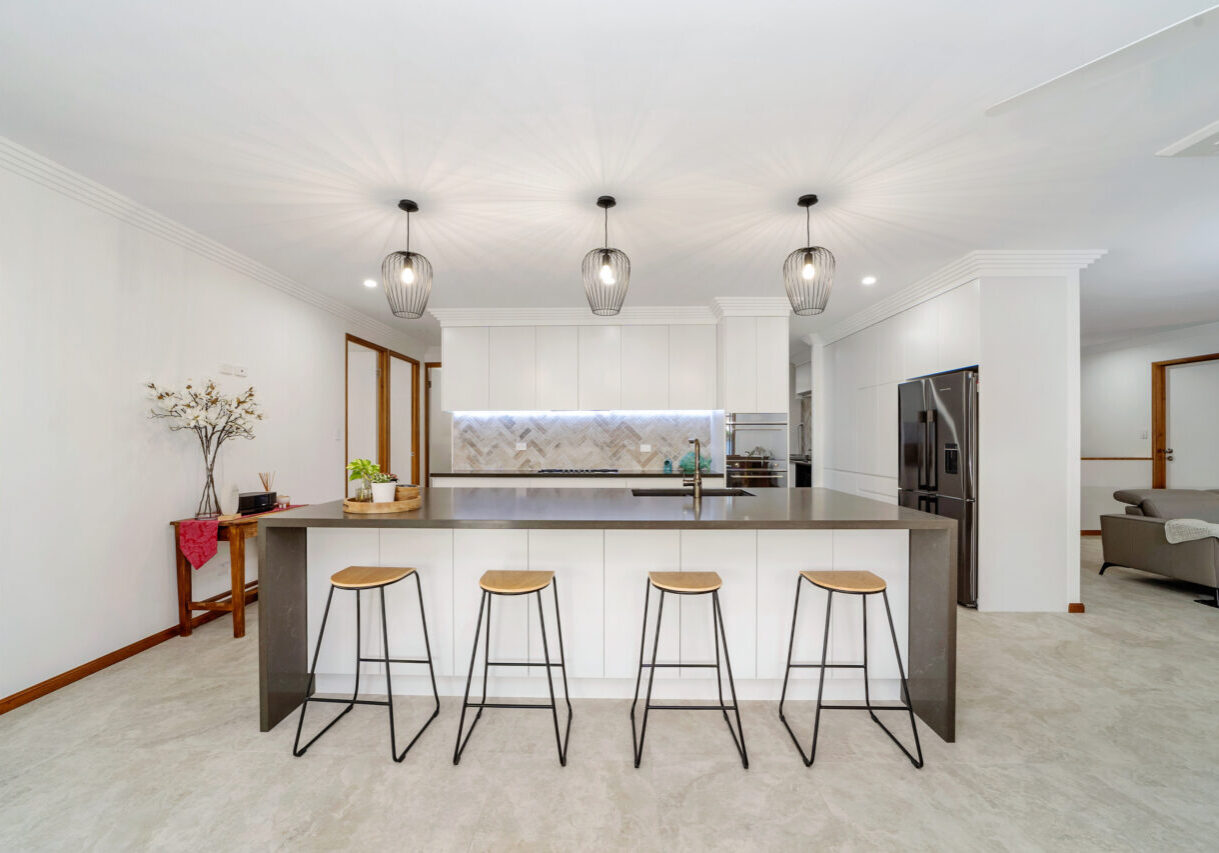 09 Kitchen 01