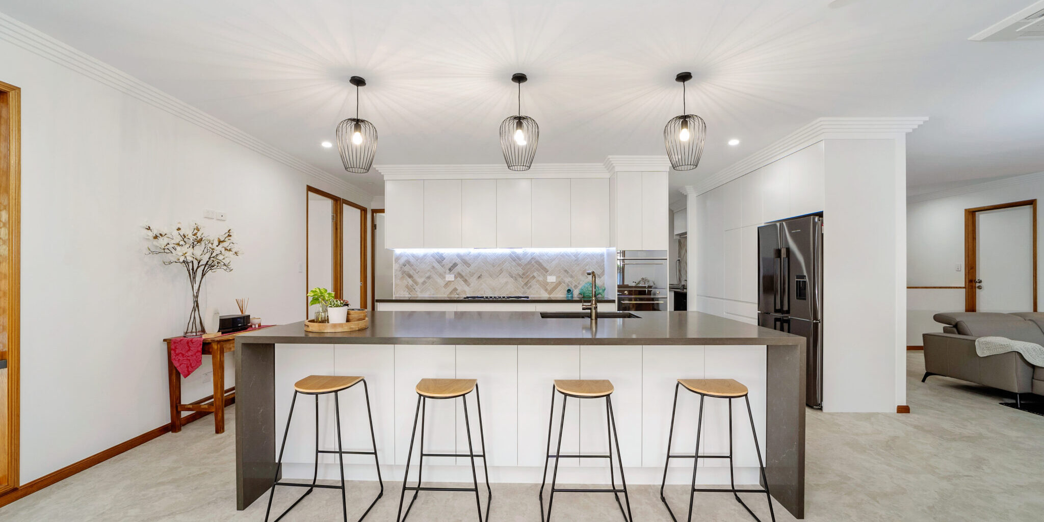 09 Kitchen 01